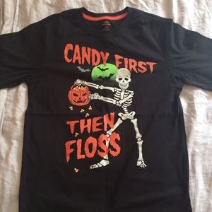 ➡️2/$10!⬅️ NWOT Youth Size Halloween T-shirt
